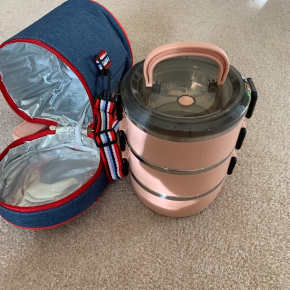 Lunchbox - Picture 2 of 4